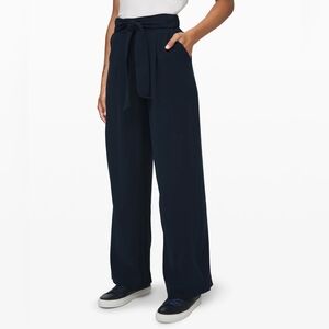 Lululemon Noir Pants, Wide Leg Trousers, Size 10, Navy